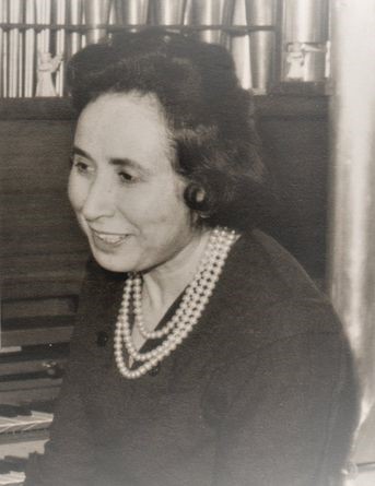 JÚLIA D’ALMENDRA (1904-1992): Alma do Movimento Gregoriano em Portugal